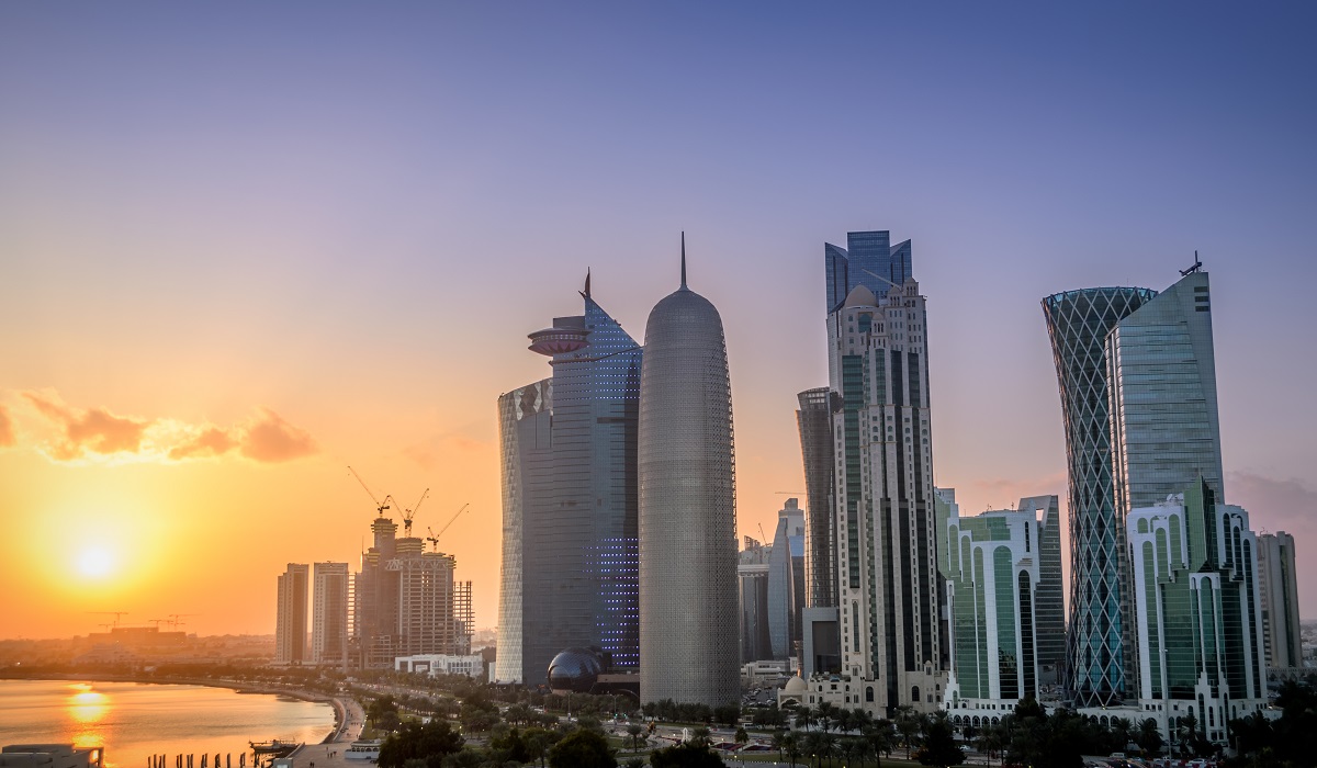 What are the Best Paying Jobs in Qatar